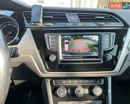 Серый Фольксваген Туран, объемом двигателя 1.6 л и пробегом 240 тыс. км за 14950 $, фото 14 на Automoto.ua