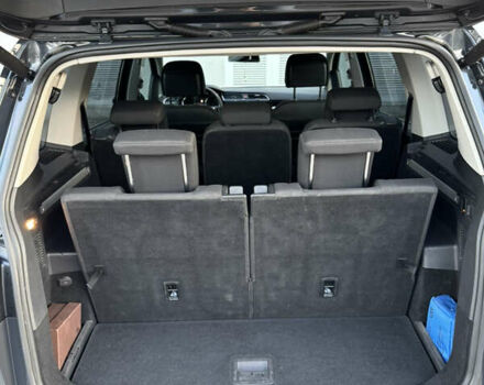 Сірий Фольксваген Туран, об'ємом двигуна 1.97 л та пробігом 268 тис. км за 16500 $, фото 11 на Automoto.ua