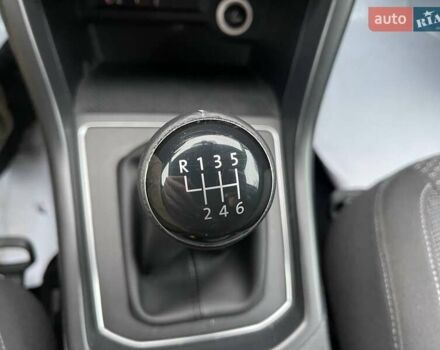 Серый Фольксваген Туран, объемом двигателя 1.97 л и пробегом 280 тыс. км за 14400 $, фото 30 на Automoto.ua