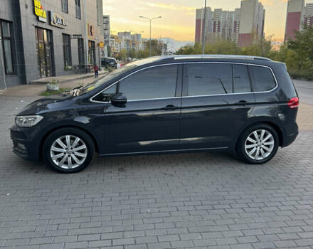 Сірий Фольксваген Туран, об'ємом двигуна 1.97 л та пробігом 268 тис. км за 16500 $, фото 3 на Automoto.ua