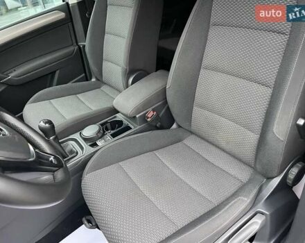 Серый Фольксваген Туран, объемом двигателя 1.97 л и пробегом 280 тыс. км за 14400 $, фото 21 на Automoto.ua