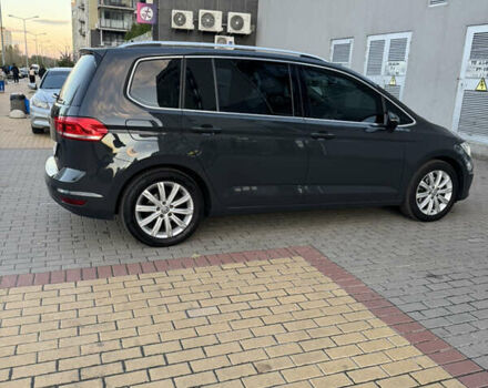 Сірий Фольксваген Туран, об'ємом двигуна 1.97 л та пробігом 268 тис. км за 16500 $, фото 2 на Automoto.ua