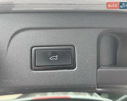 Серый Фольксваген Туран, объемом двигателя 1.97 л и пробегом 280 тыс. км за 14400 $, фото 53 на Automoto.ua