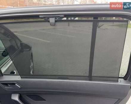 Серый Фольксваген Туран, объемом двигателя 1.97 л и пробегом 280 тыс. км за 14400 $, фото 46 на Automoto.ua