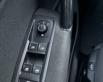 Сірий Фольксваген Туран, об'ємом двигуна 1.97 л та пробігом 317 тис. км за 15200 $, фото 20 на Automoto.ua