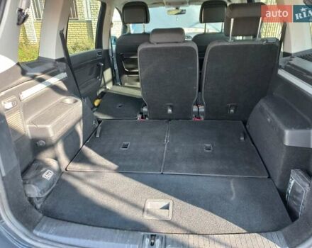 Серый Фольксваген Туран, объемом двигателя 1.6 л и пробегом 240 тыс. км за 14950 $, фото 20 на Automoto.ua