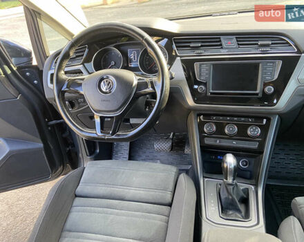 Серый Фольксваген Туран, объемом двигателя 1.6 л и пробегом 210 тыс. км за 16400 $, фото 11 на Automoto.ua