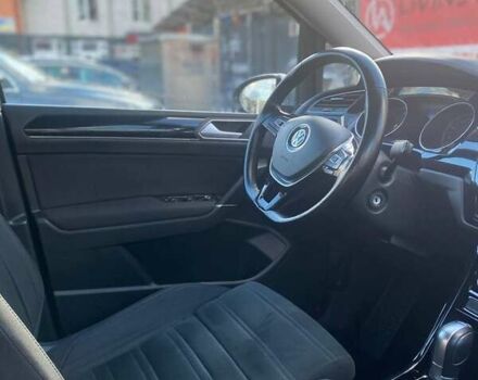 Серый Фольксваген Туран, объемом двигателя 2 л и пробегом 180 тыс. км за 19500 $, фото 8 на Automoto.ua