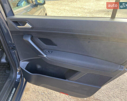 Серый Фольксваген Туран, объемом двигателя 1.6 л и пробегом 210 тыс. км за 16400 $, фото 15 на Automoto.ua