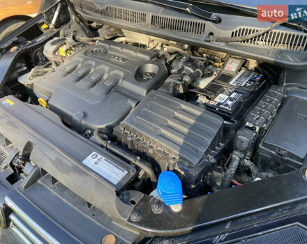 Серый Фольксваген Туран, объемом двигателя 1.6 л и пробегом 210 тыс. км за 16400 $, фото 35 на Automoto.ua