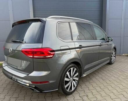 Серый Фольксваген Туран, объемом двигателя 2 л и пробегом 51 тыс. км за 8000 $, фото 6 на Automoto.ua