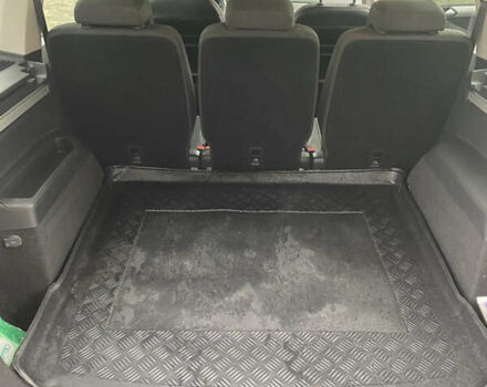 Сірий Фольксваген Туран, об'ємом двигуна 1.97 л та пробігом 285 тис. км за 16300 $, фото 11 на Automoto.ua