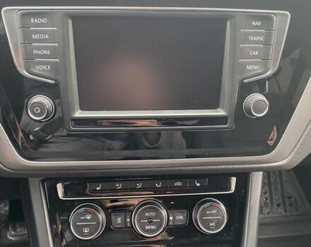 Сірий Фольксваген Туран, об'ємом двигуна 1.97 л та пробігом 285 тис. км за 16300 $, фото 8 на Automoto.ua