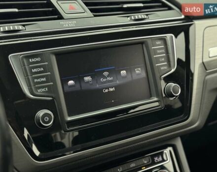 Сірий Фольксваген Туран, об'ємом двигуна 2 л та пробігом 280 тис. км за 15900 $, фото 63 на Automoto.ua