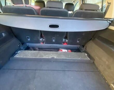 Серый Фольксваген Туран, объемом двигателя 2 л и пробегом 180 тыс. км за 19500 $, фото 10 на Automoto.ua