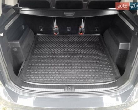 Серый Фольксваген Туран, объемом двигателя 1.97 л и пробегом 276 тыс. км за 17900 $, фото 14 на Automoto.ua