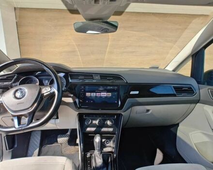 Серый Фольксваген Туран, объемом двигателя 2 л и пробегом 78 тыс. км за 14200 $, фото 7 на Automoto.ua