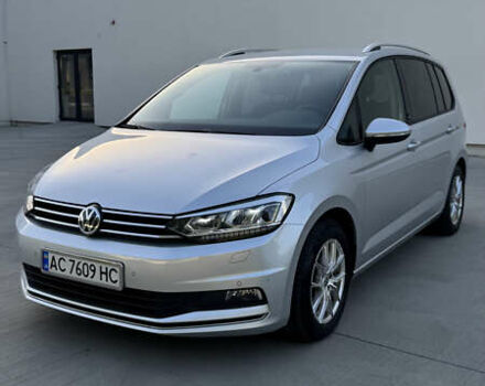 Сірий Фольксваген Туран, об'ємом двигуна 1.97 л та пробігом 240 тис. км за 17500 $, фото 2 на Automoto.ua