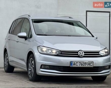 Серый Фольксваген Туран, объемом двигателя 2 л и пробегом 240 тыс. км за 17300 $, фото 13 на Automoto.ua