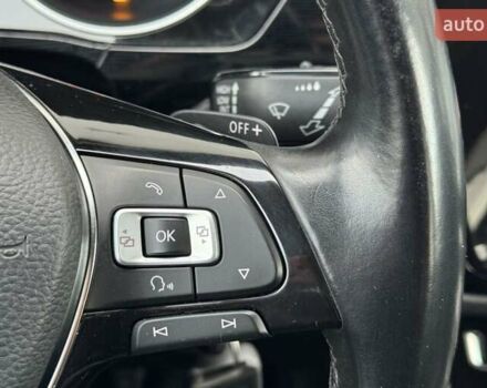 Серый Фольксваген Туран, объемом двигателя 2 л и пробегом 240 тыс. км за 17300 $, фото 47 на Automoto.ua