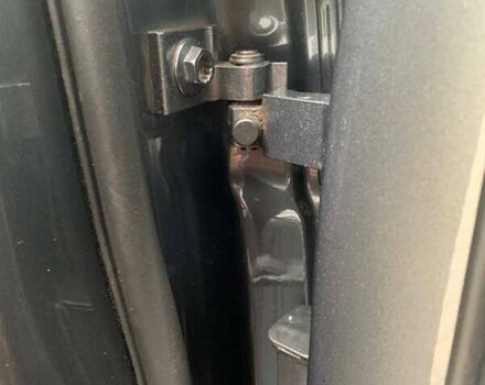 Сірий Фольксваген Туран, об'ємом двигуна 1.97 л та пробігом 246 тис. км за 20000 $, фото 57 на Automoto.ua