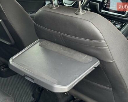 Серый Фольксваген Туран, объемом двигателя 2 л и пробегом 240 тыс. км за 17300 $, фото 43 на Automoto.ua