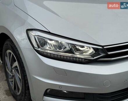 Серый Фольксваген Туран, объемом двигателя 2 л и пробегом 240 тыс. км за 17300 $, фото 7 на Automoto.ua