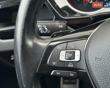 Серый Фольксваген Туран, объемом двигателя 2 л и пробегом 240 тыс. км за 17300 $, фото 31 на Automoto.ua