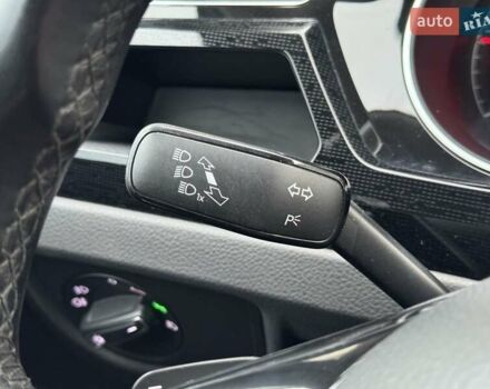 Серый Фольксваген Туран, объемом двигателя 2 л и пробегом 240 тыс. км за 17300 $, фото 46 на Automoto.ua