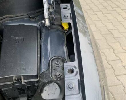 Сірий Фольксваген Туран, об'ємом двигуна 1.97 л та пробігом 246 тис. км за 20000 $, фото 62 на Automoto.ua