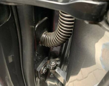 Сірий Фольксваген Туран, об'ємом двигуна 1.97 л та пробігом 246 тис. км за 20000 $, фото 58 на Automoto.ua