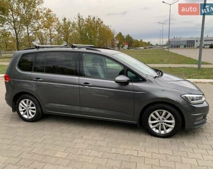 Сірий Фольксваген Туран, об'ємом двигуна 1.97 л та пробігом 246 тис. км за 20000 $, фото 2 на Automoto.ua
