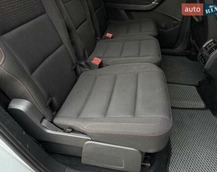 Серый Фольксваген Туран, объемом двигателя 2 л и пробегом 240 тыс. км за 17300 $, фото 41 на Automoto.ua