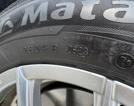 Сірий Фольксваген Туран, об'ємом двигуна 1.97 л та пробігом 240 тис. км за 17500 $, фото 25 на Automoto.ua