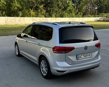 Сірий Фольксваген Туран, об'ємом двигуна 1.97 л та пробігом 240 тис. км за 17500 $, фото 5 на Automoto.ua