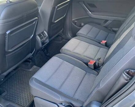 Сірий Фольксваген Туран, об'ємом двигуна 1.97 л та пробігом 246 тис. км за 20000 $, фото 34 на Automoto.ua