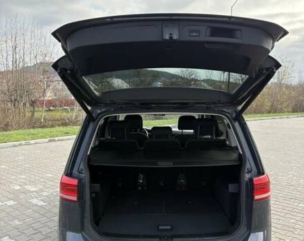 Серый Фольксваген Туран, объемом двигателя 1.97 л и пробегом 231 тыс. км за 18650 $, фото 33 на Automoto.ua