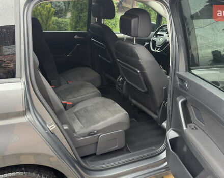 Серый Фольксваген Туран, объемом двигателя 1.97 л и пробегом 278 тыс. км за 18700 $, фото 50 на Automoto.ua