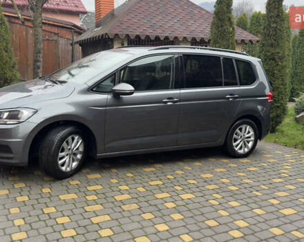 Серый Фольксваген Туран, объемом двигателя 1.97 л и пробегом 278 тыс. км за 18700 $, фото 15 на Automoto.ua