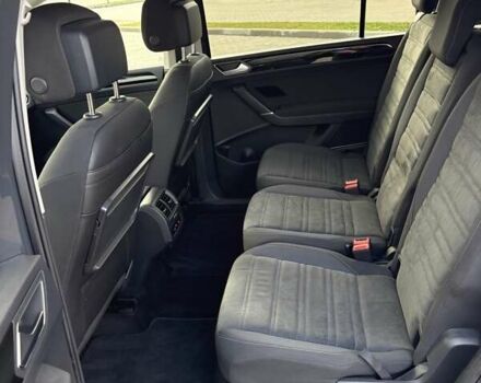 Серый Фольксваген Туран, объемом двигателя 1.97 л и пробегом 231 тыс. км за 18650 $, фото 27 на Automoto.ua