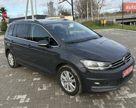 Серый Фольксваген Туран, объемом двигателя 1.97 л и пробегом 231 тыс. км за 18650 $, фото 1 на Automoto.ua