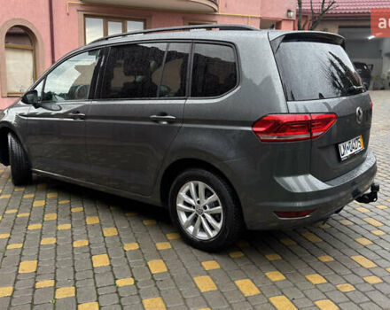 Серый Фольксваген Туран, объемом двигателя 1.97 л и пробегом 278 тыс. км за 18700 $, фото 94 на Automoto.ua