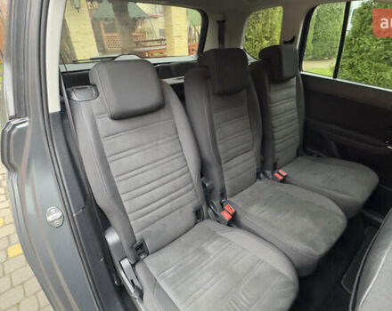 Серый Фольксваген Туран, объемом двигателя 1.97 л и пробегом 278 тыс. км за 18700 $, фото 62 на Automoto.ua