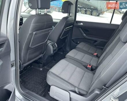 Сірий Фольксваген Туран, об'ємом двигуна 1.97 л та пробігом 225 тис. км за 20000 $, фото 22 на Automoto.ua