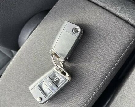 Серый Фольксваген Туран, объемом двигателя 1.97 л и пробегом 231 тыс. км за 18650 $, фото 44 на Automoto.ua