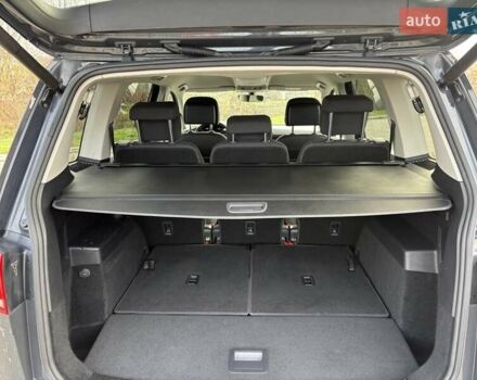 Серый Фольксваген Туран, объемом двигателя 1.97 л и пробегом 231 тыс. км за 18650 $, фото 34 на Automoto.ua