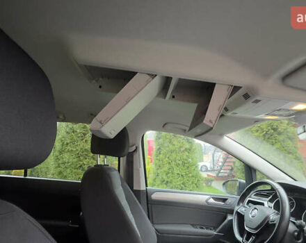 Серый Фольксваген Туран, объемом двигателя 1.97 л и пробегом 278 тыс. км за 18700 $, фото 75 на Automoto.ua