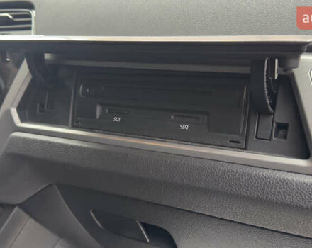 Серый Фольксваген Туран, объемом двигателя 1.97 л и пробегом 278 тыс. км за 18700 $, фото 27 на Automoto.ua