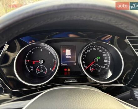 Серый Фольксваген Туран, объемом двигателя 1.97 л и пробегом 231 тыс. км за 18650 $, фото 30 на Automoto.ua