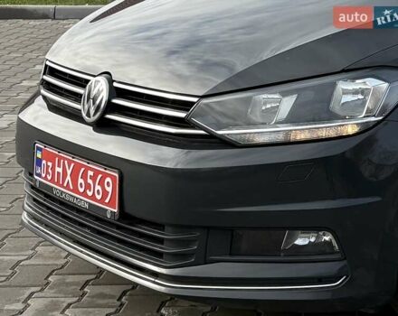 Серый Фольксваген Туран, объемом двигателя 1.97 л и пробегом 231 тыс. км за 18650 $, фото 7 на Automoto.ua